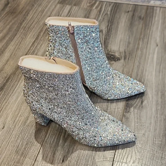 EUC Betsy Johnson Glass stone upper Sequins 3 1/2" heeled Boots sz 8.5M - Picture 5 of 14